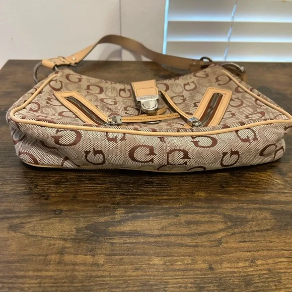 Guess Vintage Y2K Tan Brown Shoulder Bag Monogram Logo Hand Bag Zipper Pockets - Picture 3 of 7